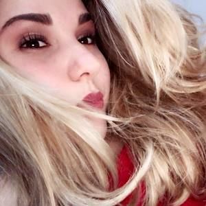 Meet your Posher, Lorena